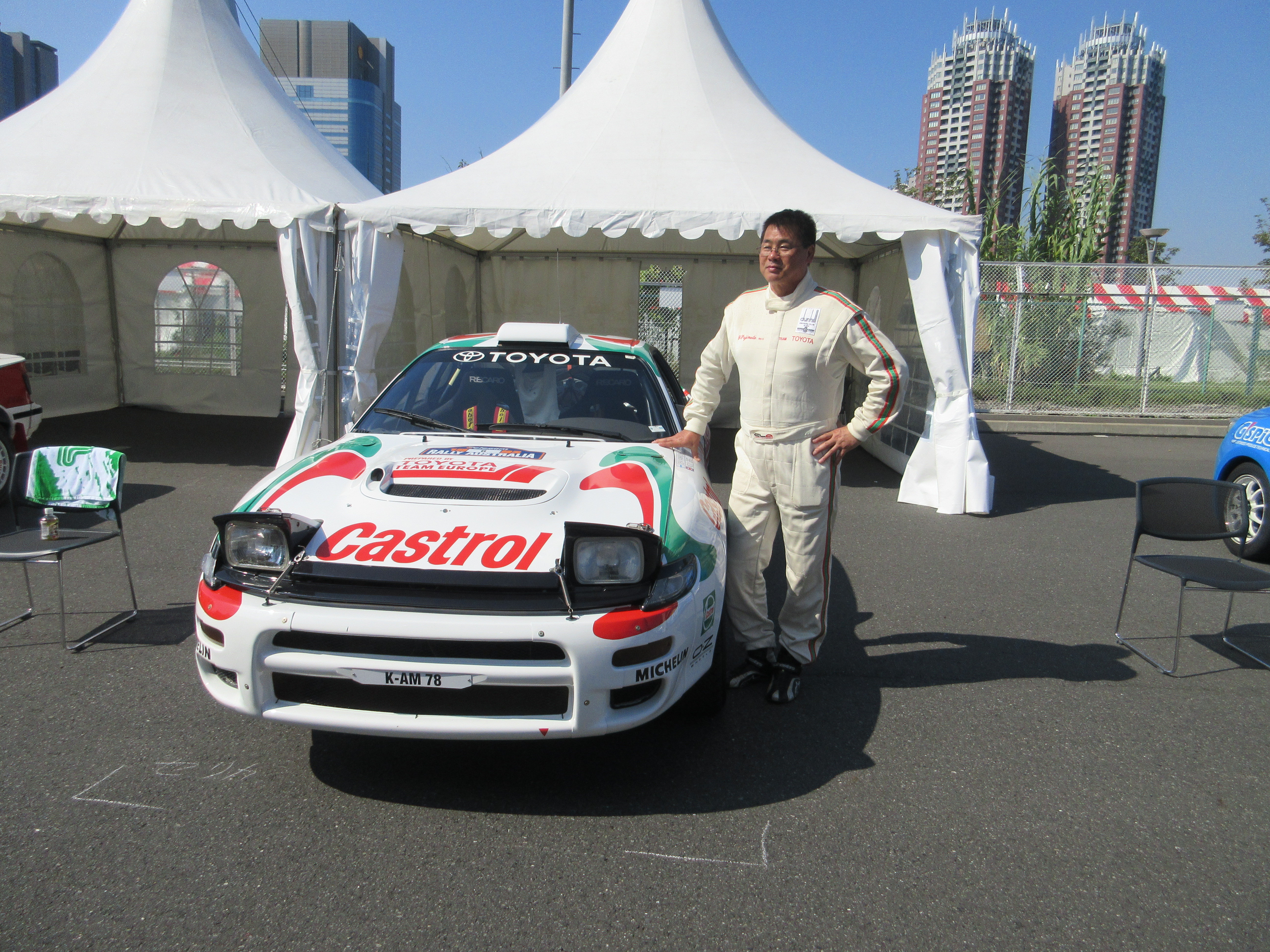 日本人として初めてWRCトヨタワークス入りした経歴を持つ藤本吉郎氏。1995年サファリラリーで総合優勝を果たしている。